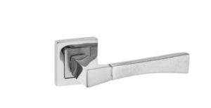 BADE SİMGE KARE ROZETLİ NİKEL KAPI KOLU